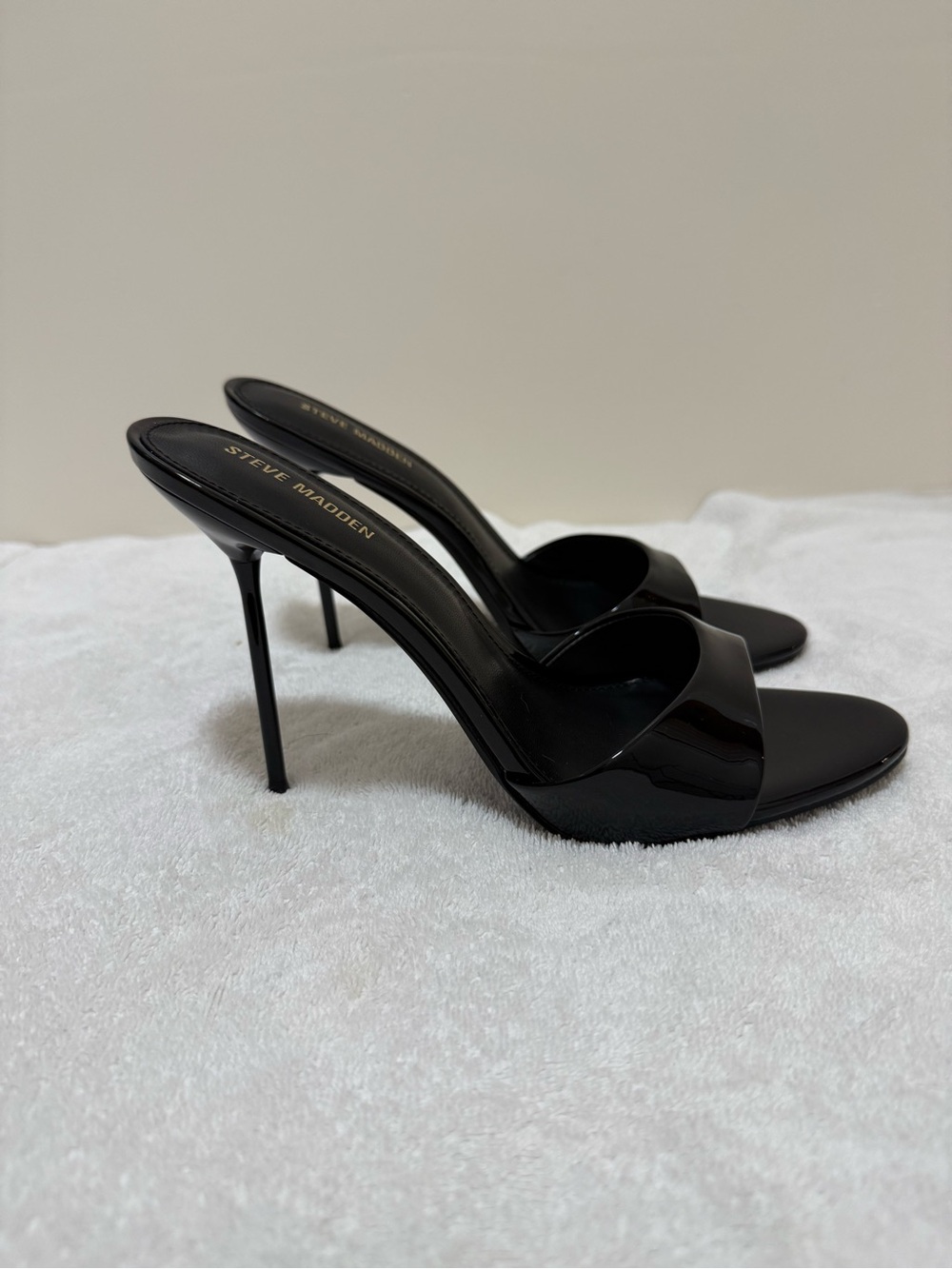 Steve Madden Black Patent Stiletto Slide Heels